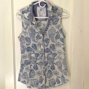Cino Small Sleeveless Botton Down Top